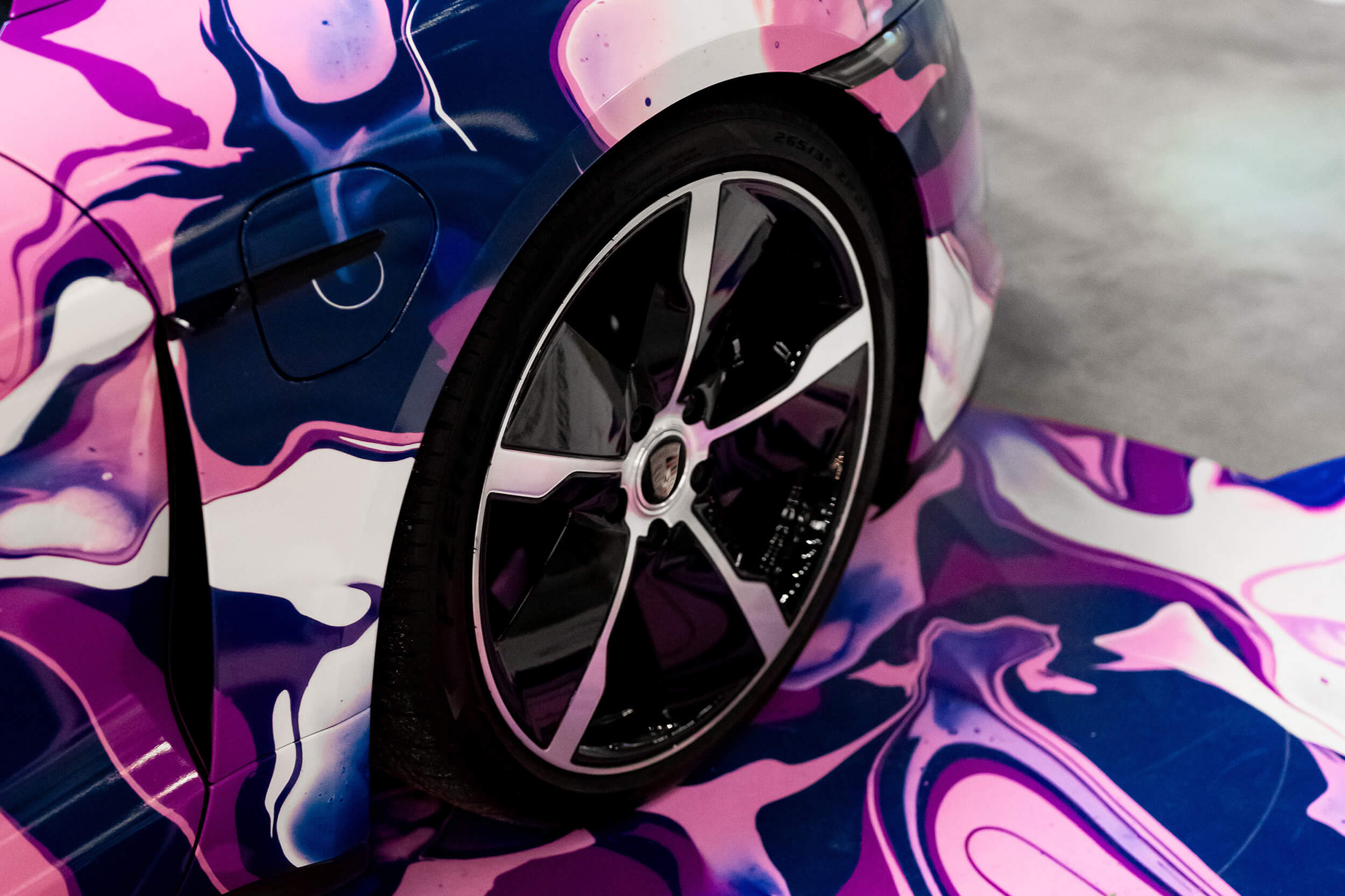 Craig Black x Porsche_Acrylic Fusion Texture_Taycan Car
